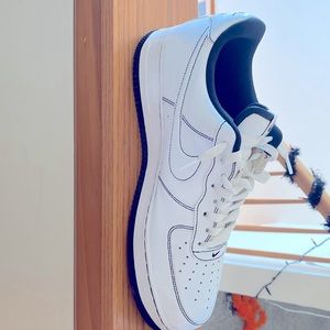 Nike Air forces black & White